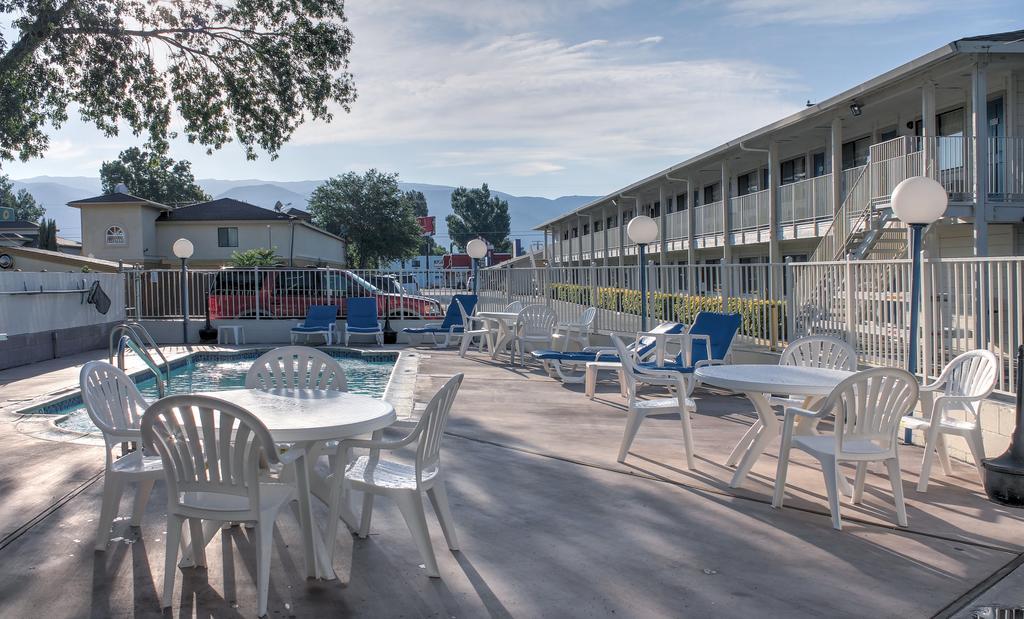 Motel 6-Bishop, Ca Bagian luar foto