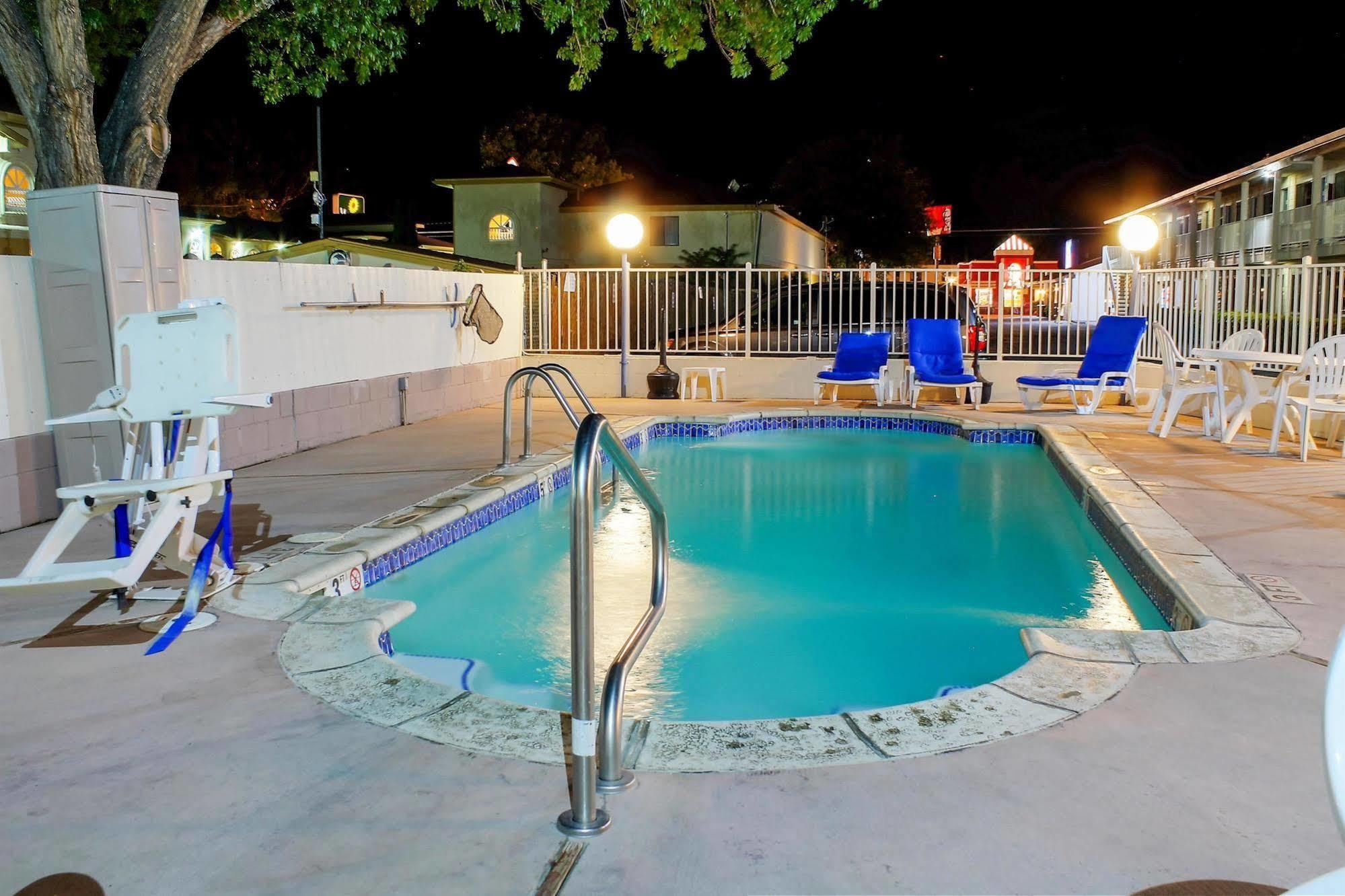 Motel 6-Bishop, Ca Bagian luar foto