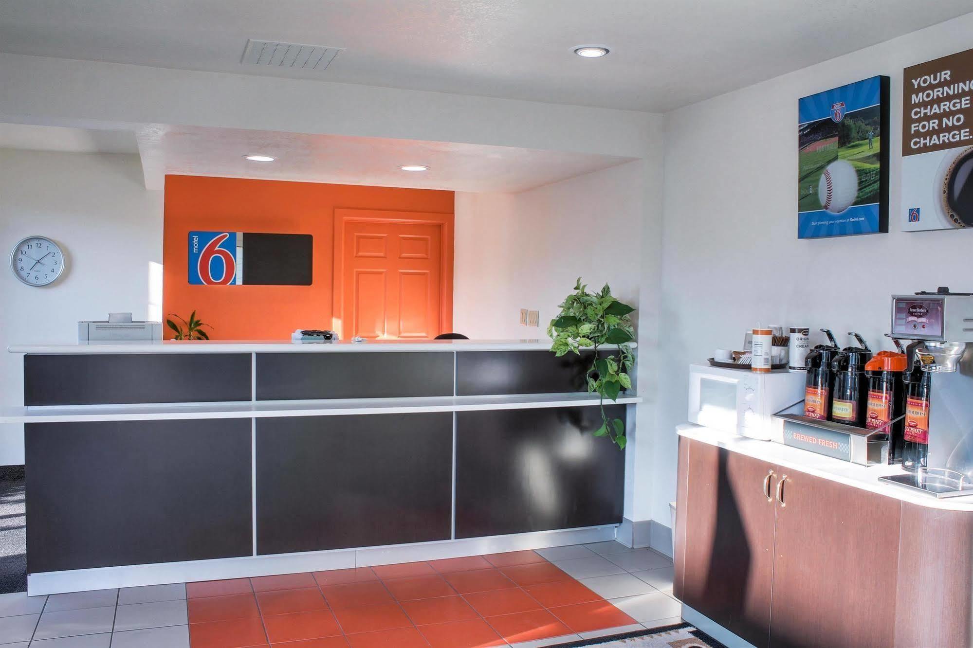 Motel 6-Bishop, Ca Bagian luar foto
