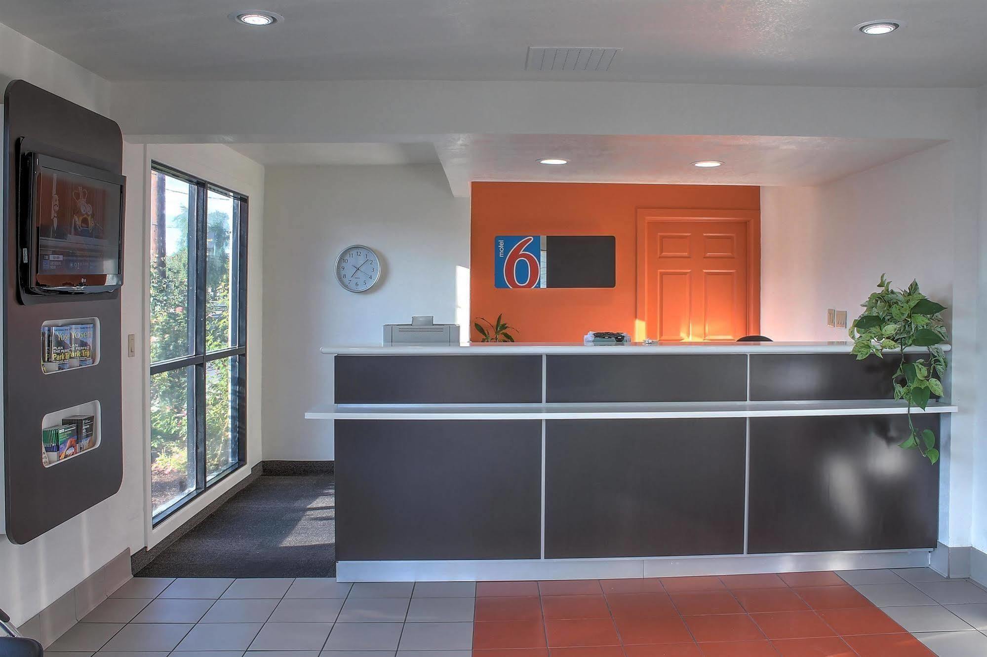 Motel 6-Bishop, Ca Bagian luar foto